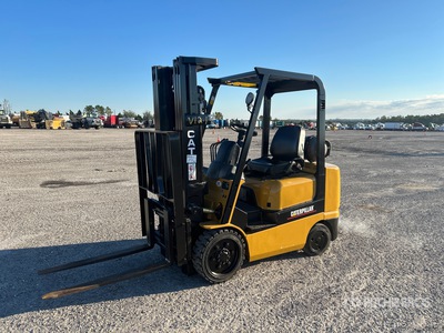 2000 Cat GC25K 4700 lb Pneumatic Tire Forklift