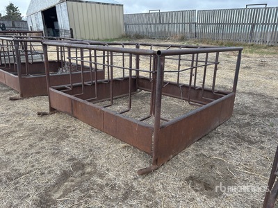 8 ft x 8 ft Livestock Feeder
