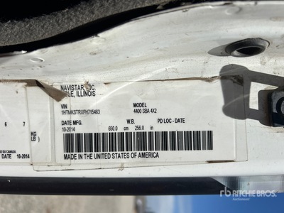 2015 International 4400 4x2 Extended Cab T/A Dump Truck