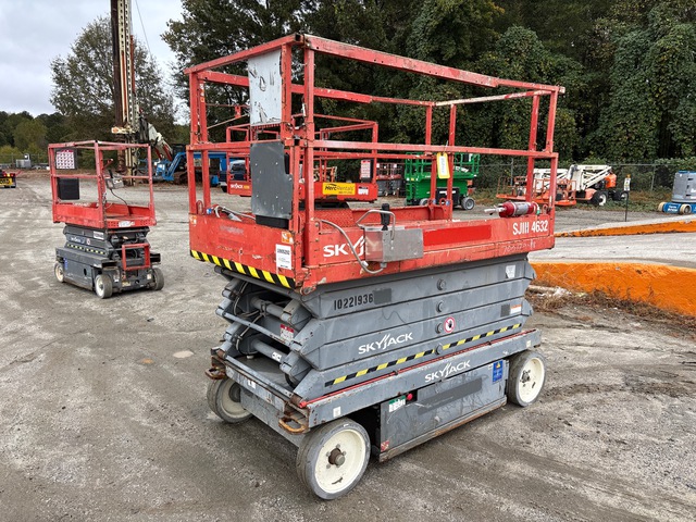 2014 Skyjack SJIII 4632 Electric Scissor Lift 2014 Skyjack SJIII 4632 Electric Scissor Lift