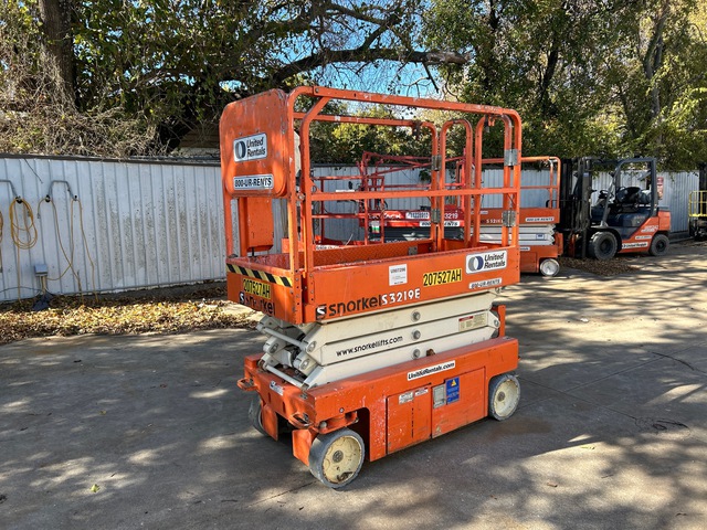 2018 Snorkel S3219E Electric Scissor Lift (Inoperable)