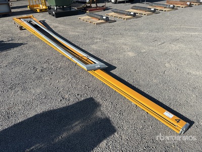 DEMAG 7.1 m Boom Swing Gate Varios. Industrial