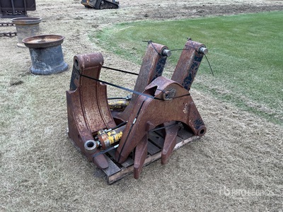 Quantity of CWS Button Top Jaws, Outriggers & cylinders