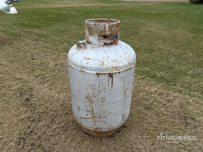 1000 lbs Propane Tank