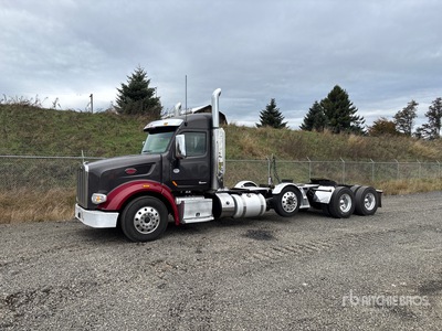 2021 Peterbilt 567 8x4 Tri/A Day Cab Truck Tractor