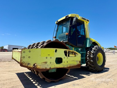 2012 Ammann ASC 150 Compacteur à tambour à pieds dameurs