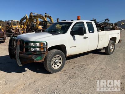 2011 Chevrolet Silverado 3500HD 4x4 Extended Cab Pickup