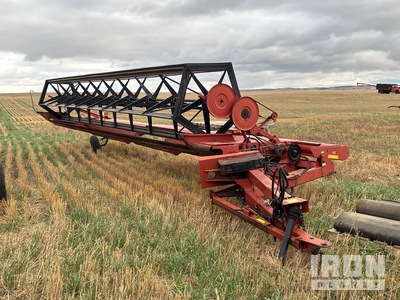 JI Case 730 30 ft Pull Type Swather الة الحصاد