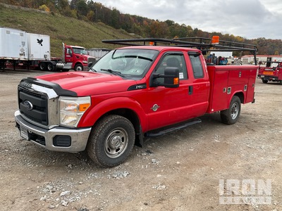 2016 Ford F-250 XL 4x2 Extended Cab Utility Truck