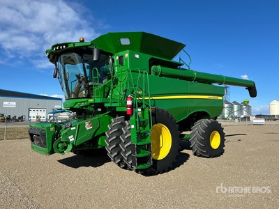 2018 John Deere S780 Moisonneuse-batteuse