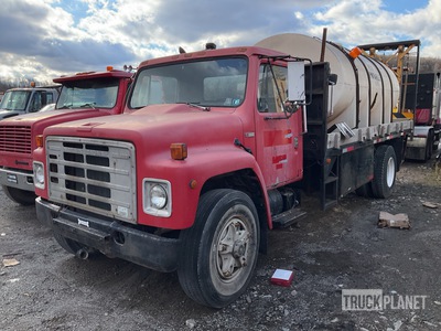 1979 International 4x2 Flatbed Truck (Inoperable)