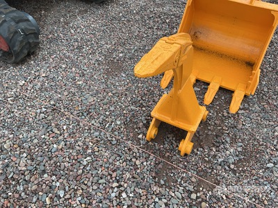 2025 GIYI 9 in Excavator Ripper - Fits Cat 305 (Unused)