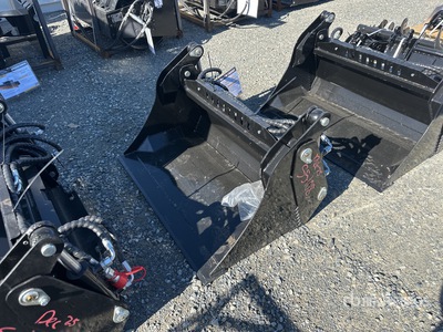 2025 GIYI GY-XKH39 39 in 4 in 1 Mini Skid Steer Bucket (Unused)
