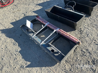 2025 GIYI GY-BF47 47 in Skid Steer Bale Spear (Unused)