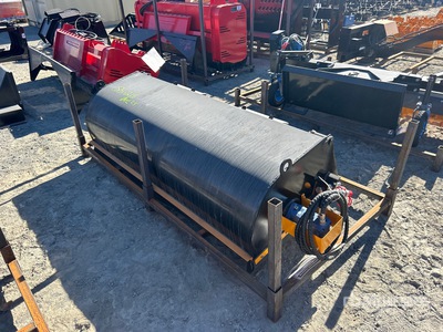 2025 GIYI GY-BS72 72 in Closed كانس للسكيد ستير  (Unused)