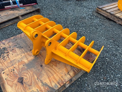 2025 GIYI 44 in Excavator Rake - Fits Cat 305 (Unused)