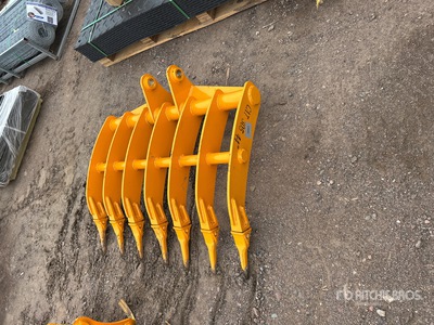 2025 GIYI 44 in Excavator Rake - Fits Cat 305 (Unused)