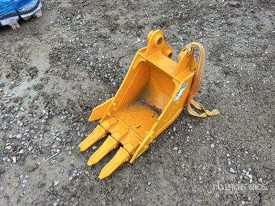 2025 GIYI GY-BK 14 in Digging Excavator Bucket - Fits CAT 303 (Unused)