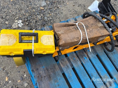 2025 GIYI GY-D680 Skid Steer Post Driver (Unused)