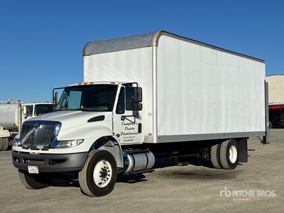 2019 International 4300 SBA 4x2 Camion fourgon