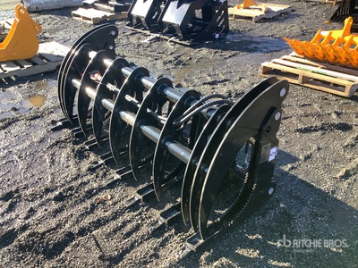 2025 GIYI GY-CLG72 72 in Skid Steer Grapple (Unused)