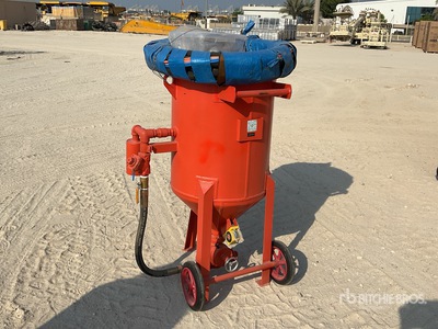 LJ P600 Sand Blasting Pot w/ Hose (Unused)