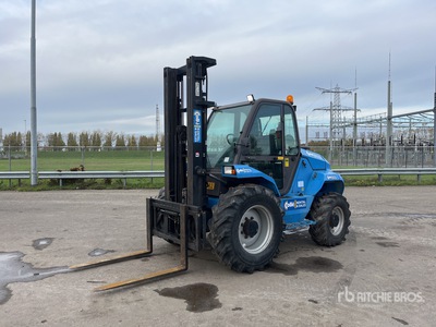 2015 Manitou M30-4 4x4 Rough Terrain Forklift