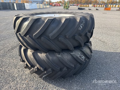 Quantity of (2) Michelin 710/75R42 Roues