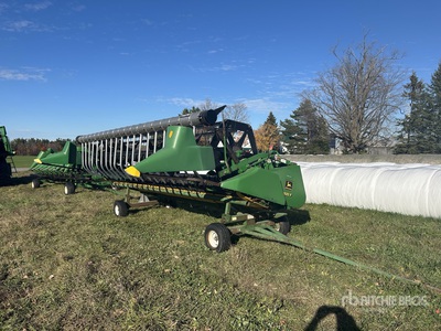2001 John Deere 920F 20 ft Auger Combine Header