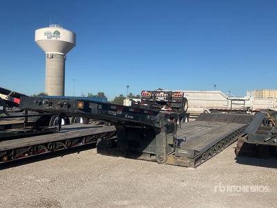 2015 XL Specialized XL110HGD Tri/A Expandable Axle Removable Gooseneck Lowboy Trailer