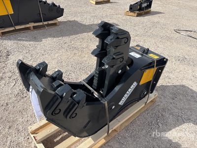 2025 Mustang FH05 Demolition Pulverizer (Unused)