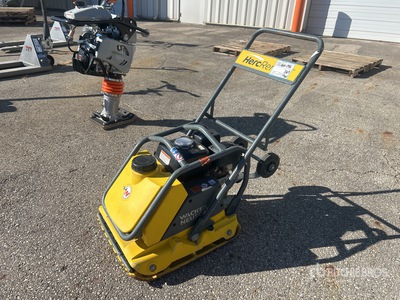 Wacker Neuson M2000 Reversible Vibratory Plate Compactor