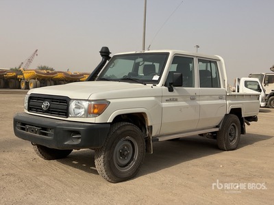 2023 Toyota Land Cruiser 4x4 Crew Cab Pickup