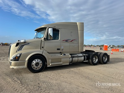 2013 Volvo VNL 6x4 T/A Sleeper Truck Tractor