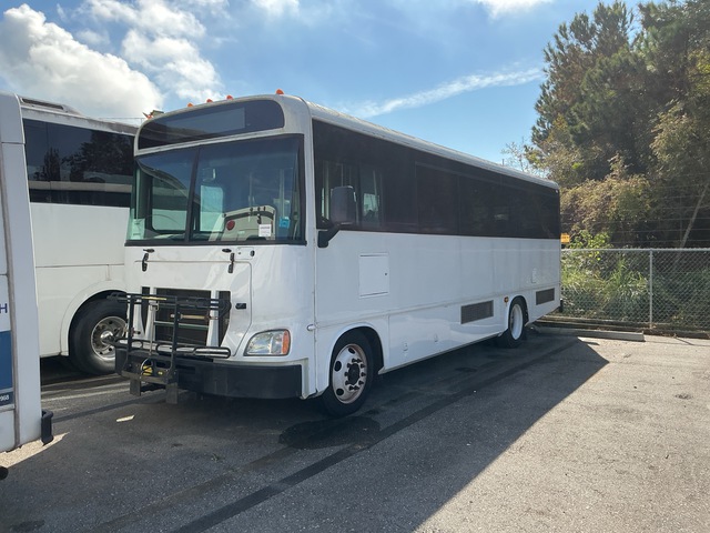 2015 Freightliner MBC 4x2 28-Seat Transit Bus