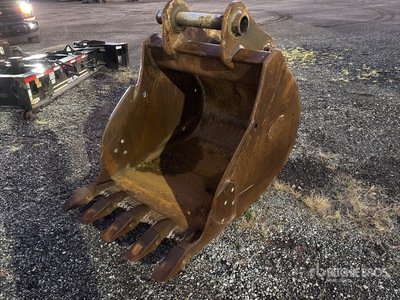 2015 Geith HF50-42 42 in Digging Excavator Bucket - Fits Volvo EC300D