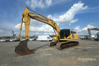 2018 Komatsu PC360LCi-11 Tracked Excavator