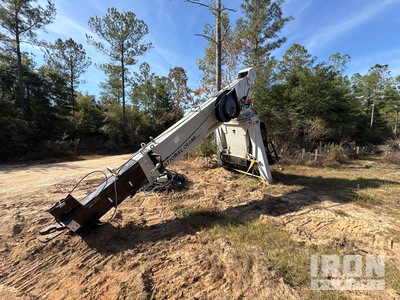 2019 National Crane 600E2 Truck Mounted Boom