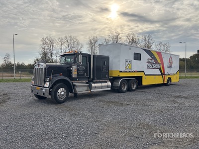 Kenworth W900 Tri/A Day Cab Truck Tractor