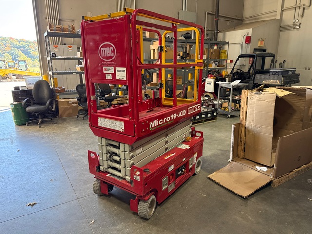 2023 MEC Micro 19-XD Electric Scissor Lift 2023 MEC Micro 19-XD Electric Scissor Lift