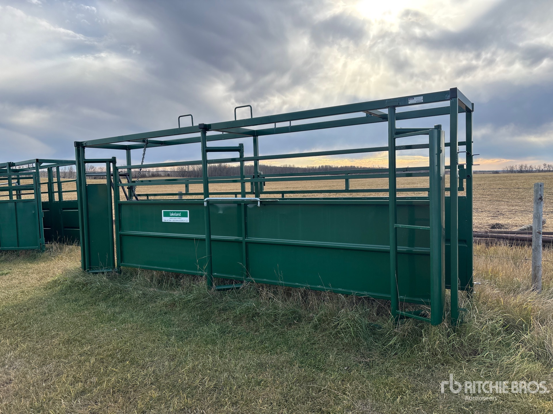 Lakeland 16 ft Livestock Alley (Unused)