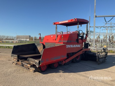 2003 Dynapac F161-8W Wheel を見 Paver