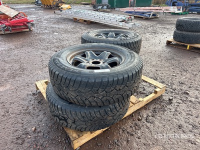 Quantity of (4) 245/70R17 Pneus