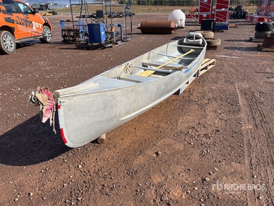 GRUMMAN 19 ft Fishing Boat