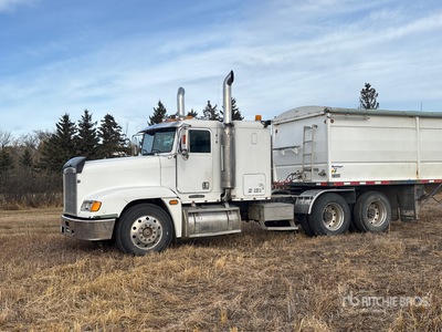 1994 Freightliner FLD120 6x4 T/A Sleeper Truck Tractor