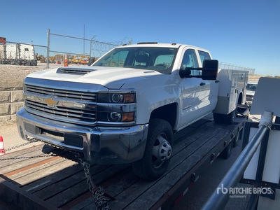 2018 Chevrolet Silverado 3500HD 4x2 Crew Cab Ciężarówka użytkowa