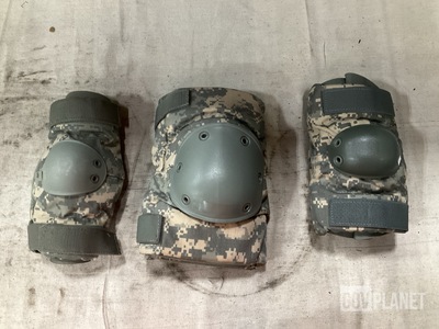 (302) Pairs of Elbow Pads & (125) Elbow/Knee Pads Sets