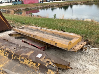 Tail Gate Parti varie - Fits CAT 730