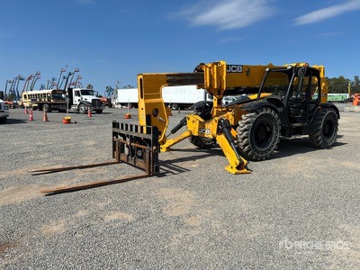 2022 JCB 512-56F Telehandler
