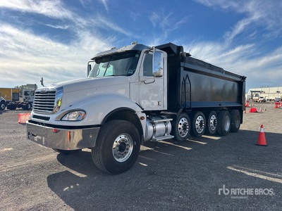 2017 Freightliner Columbia 120 12x4 Simple 16 شاحنة قلابة -خمس محاور (Glider Kit)